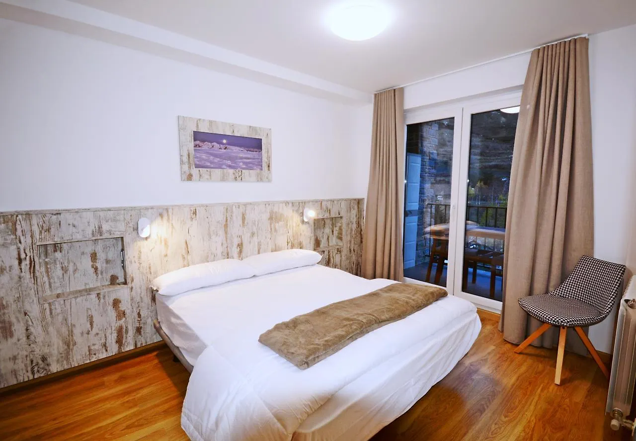 Ribasol Ski & Mountain Park Apartment Arinsal