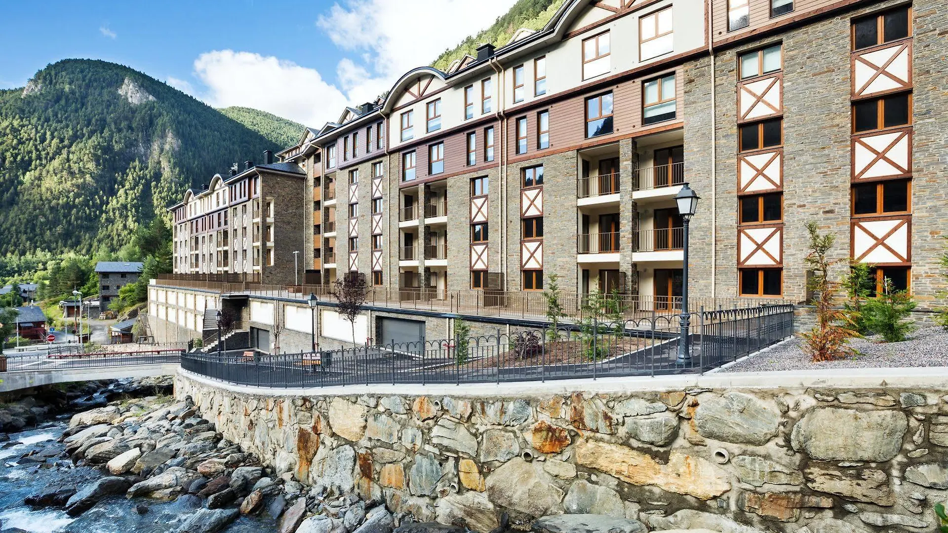 Ribasol Ski & Mountain Park 0*, Arinsal